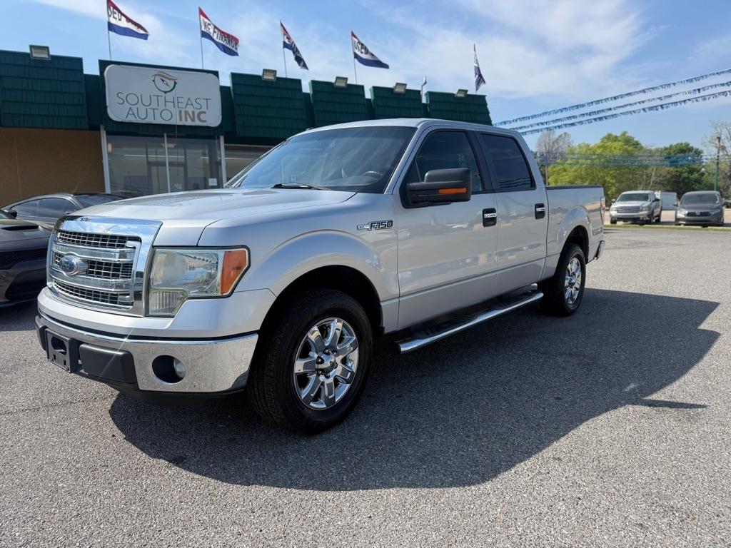 2013 Ford F-150 2WD SuperCrew 145" XL