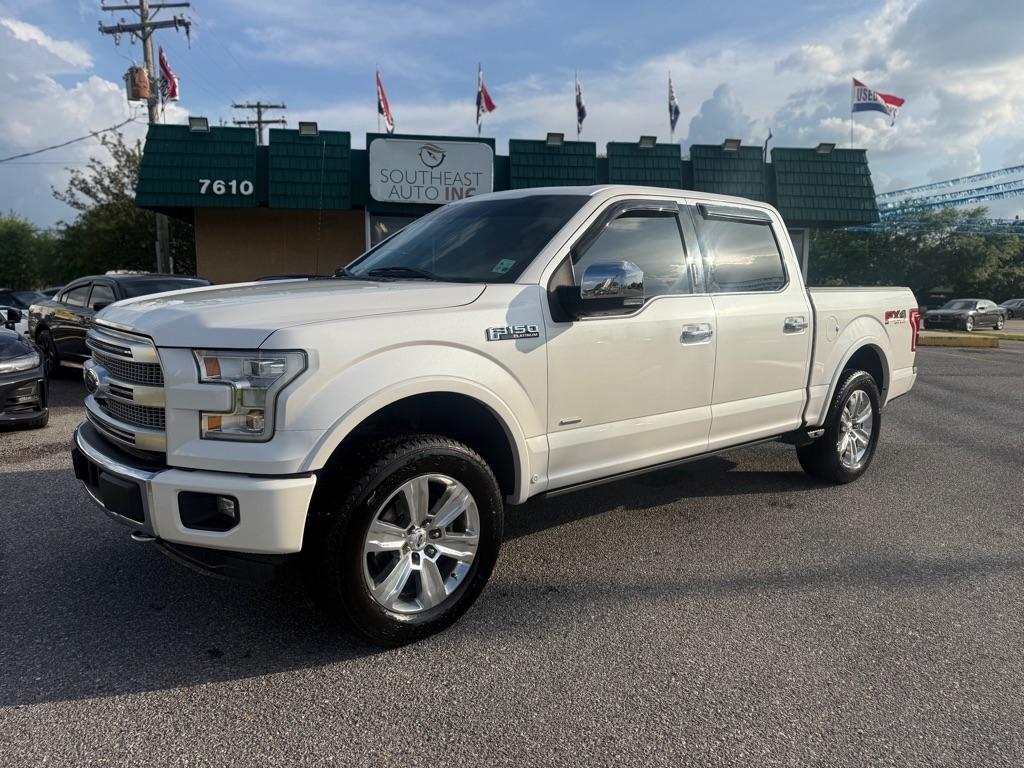 2015 Ford F-150 4WD SuperCrew 145" XLT