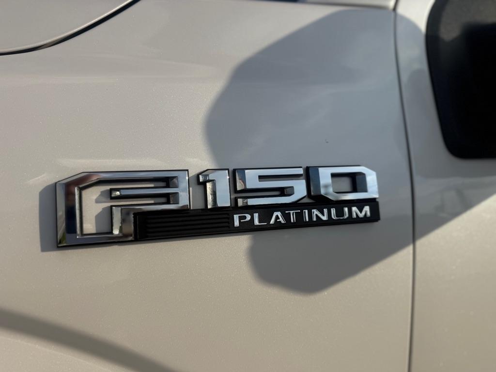 Ford F-150 4WD SuperCrew 145" King Ranch 2015