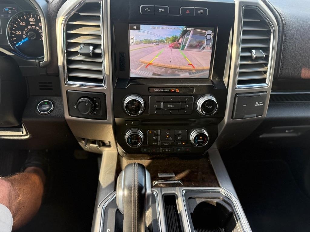 Ford F-150 4WD SuperCrew 145" King Ranch 2015