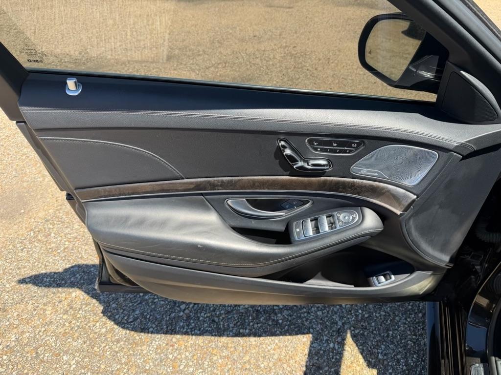 Mercedes-Benz S-Class S550 2016