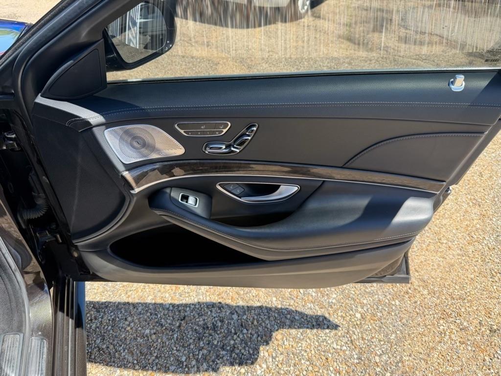 Mercedes-Benz S-Class S550 2016