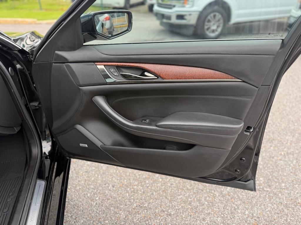 Cadillac CTS Sedan 4dr Sdn 2.0L Turbo Luxury RWD 2019