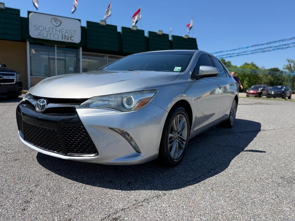 Toyota Camry XLE Auto (Natl) 2017
