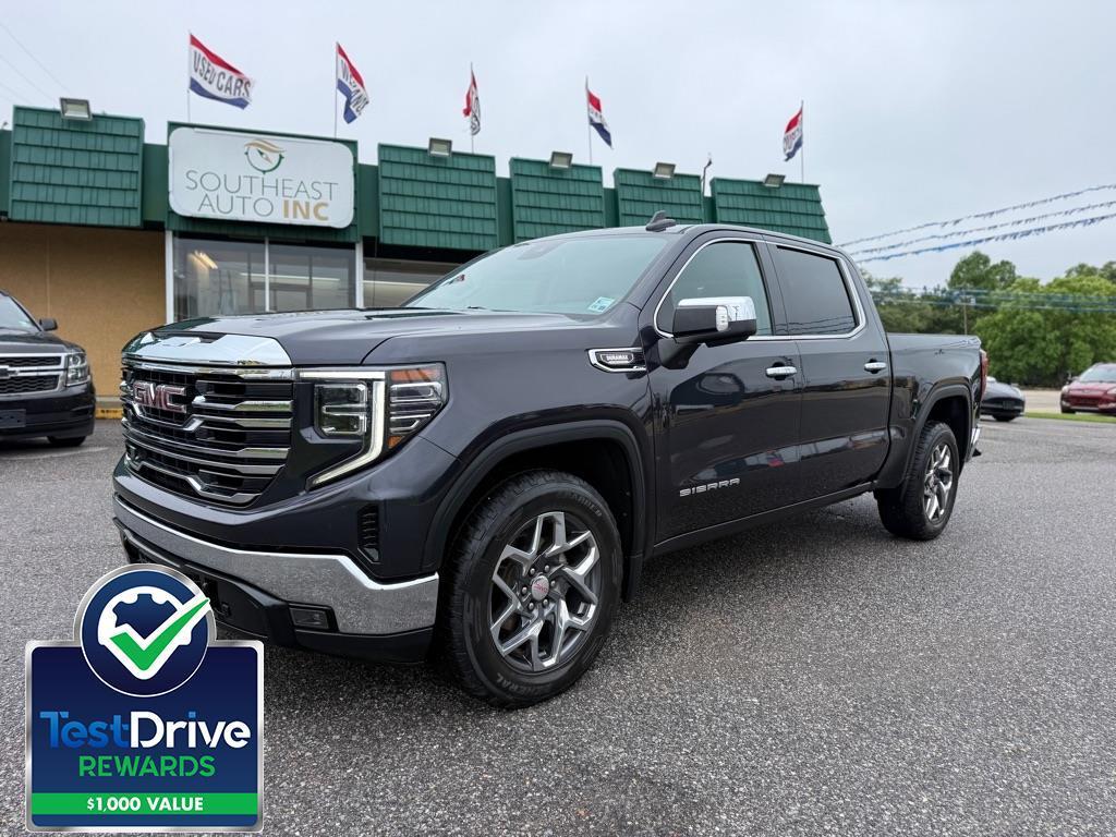 2022 GMC Sierra 1500 4WD Crew Cab 147" SLT