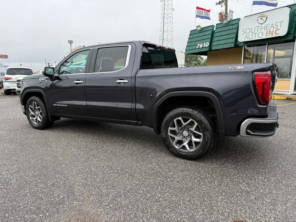 GMC Sierra 1500 4WD Crew Cab 147" SLT 2022