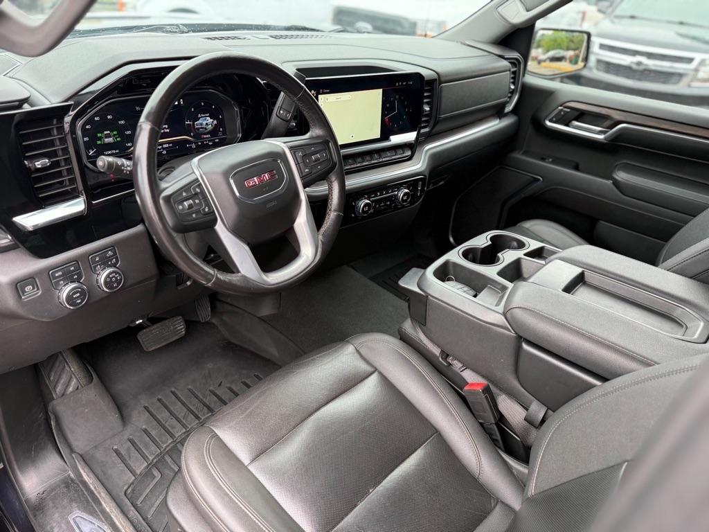 GMC Sierra 1500 4WD Crew Cab 147" SLT 2022