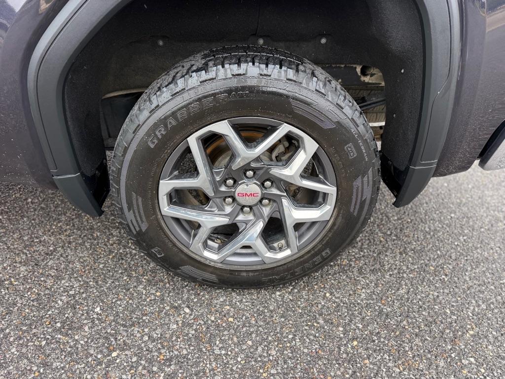 GMC Sierra 1500 4WD Crew Cab 147" SLT 2022