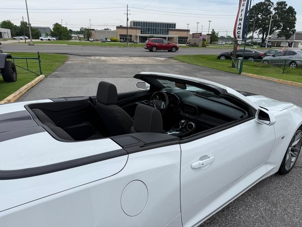 Chevrolet Camaro 2dr Conv 1LT 2017