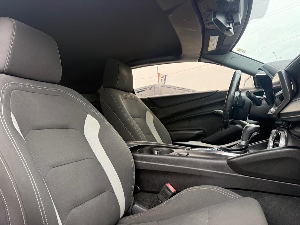 Chevrolet Camaro 2dr Conv 1LT 2017