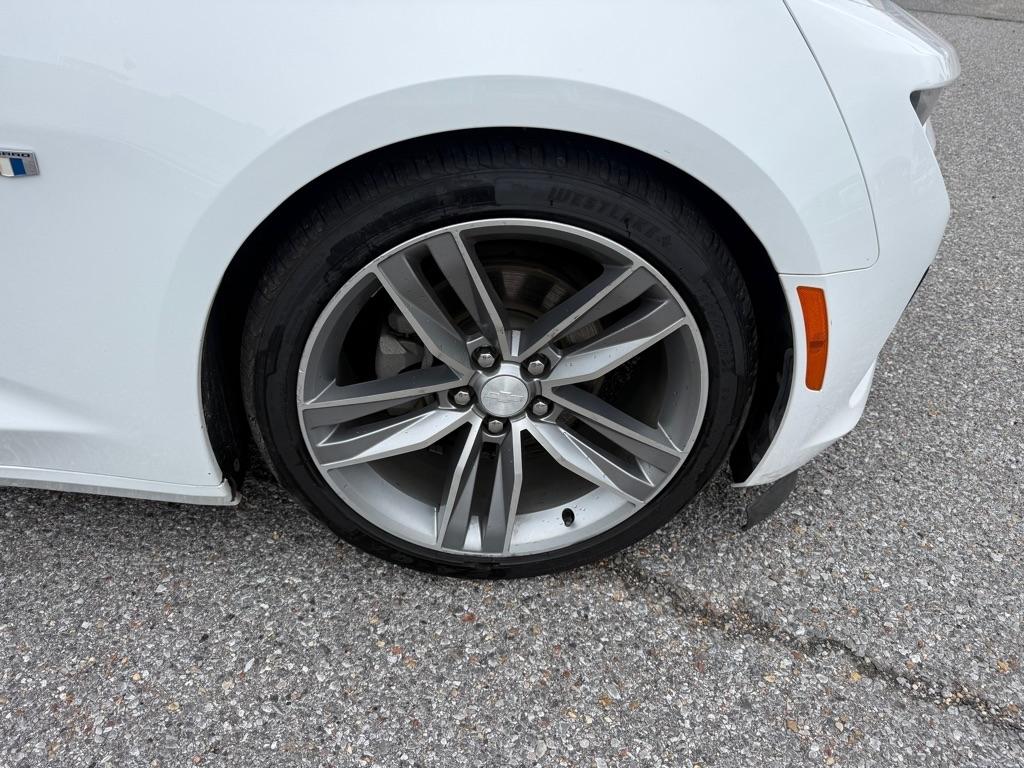 Chevrolet Camaro 2dr Conv 1LT 2017