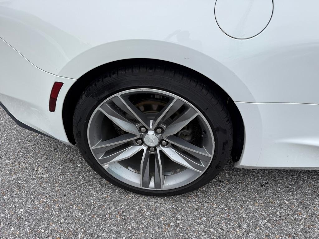 Chevrolet Camaro 2dr Conv 1LT 2017