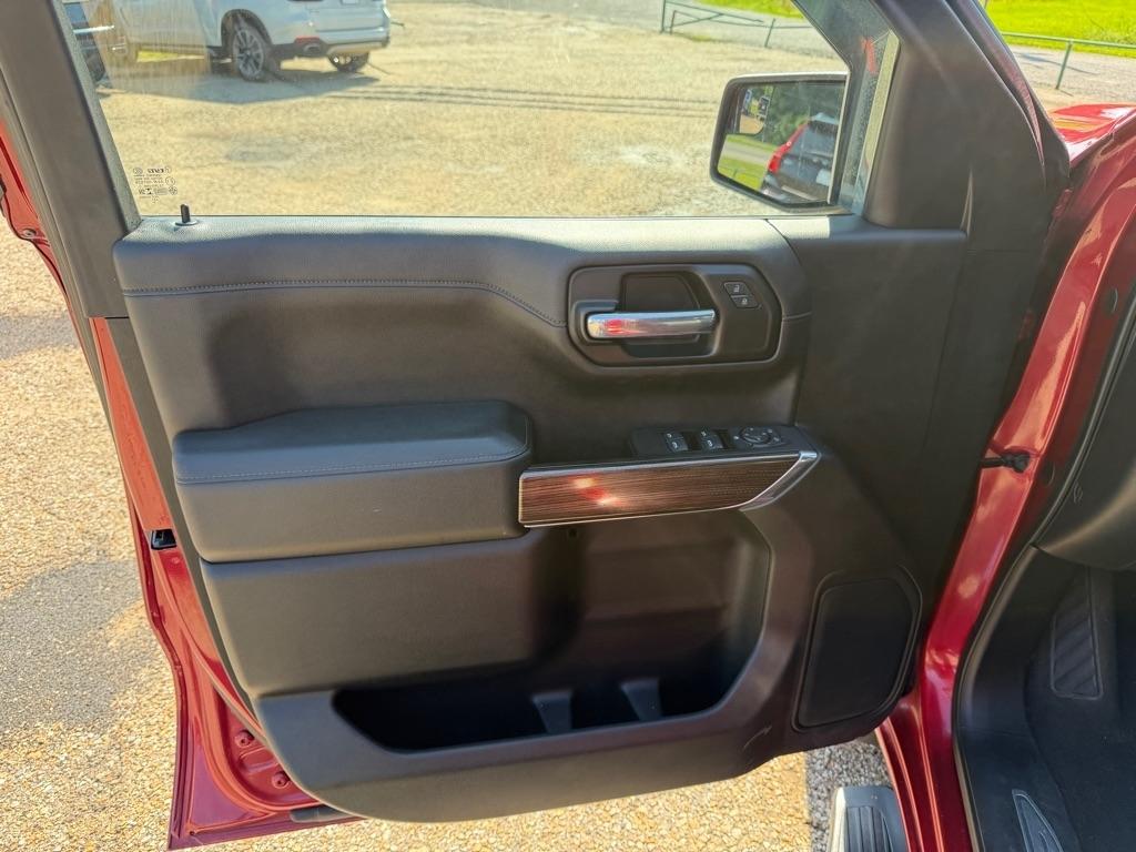 Chevrolet Silverado 1500 2WD Crew Cab 147" LT 2020