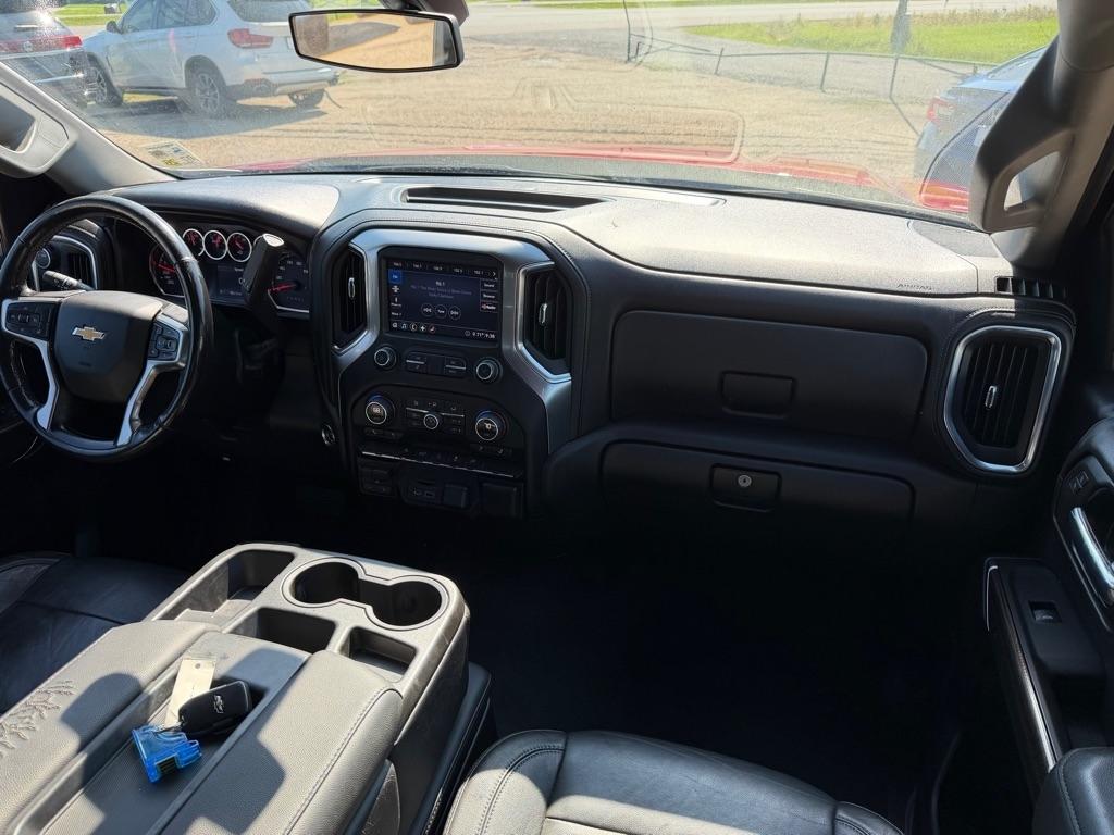 Chevrolet Silverado 1500 2WD Crew Cab 147" LT 2020