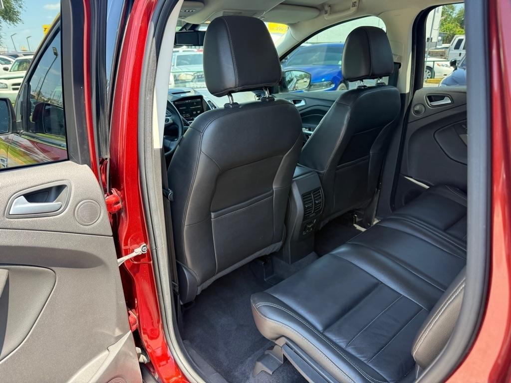Ford Escape 4WD 4dr Titanium 2015