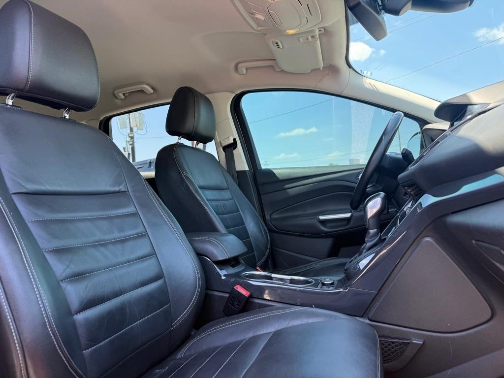 Ford Escape 4WD 4dr Titanium 2015