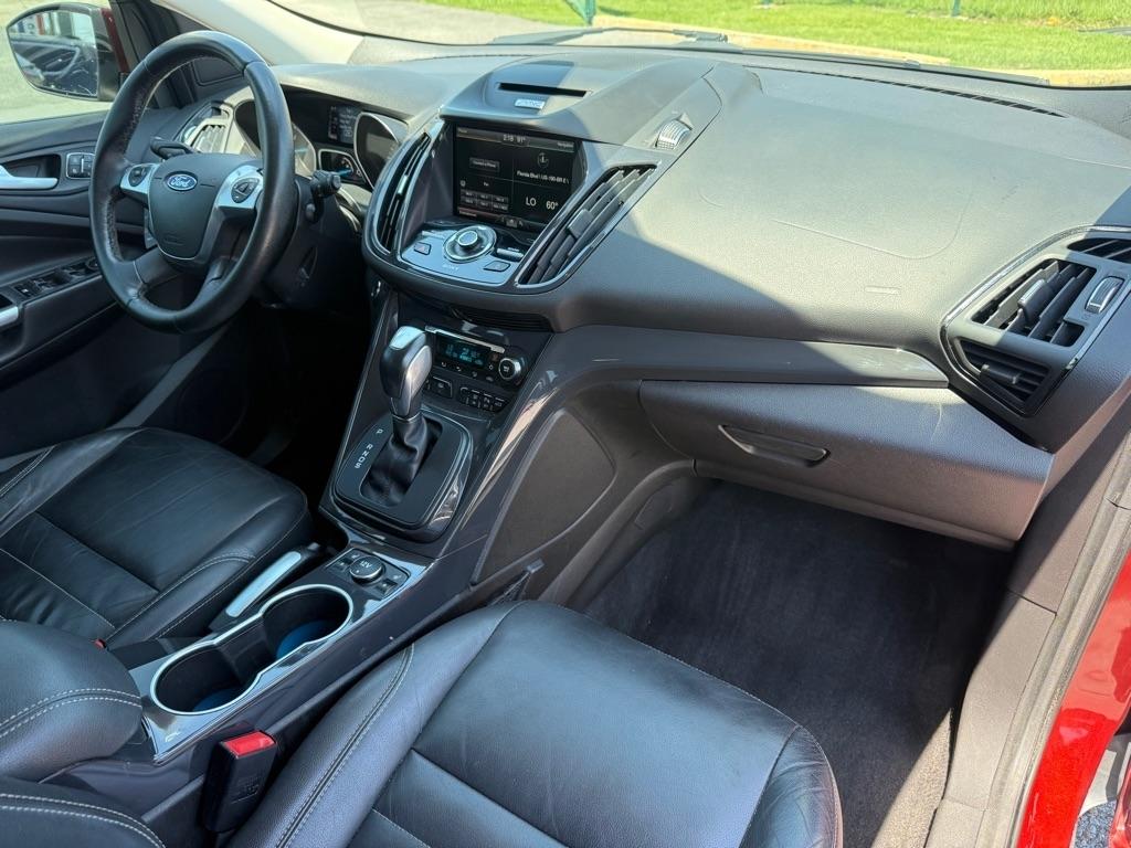 Ford Escape 4WD 4dr Titanium 2015