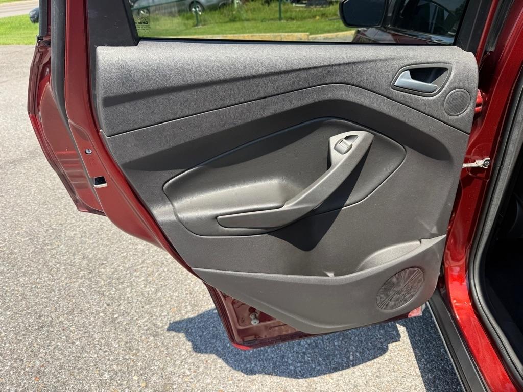 Ford Escape 4WD 4dr Titanium 2015