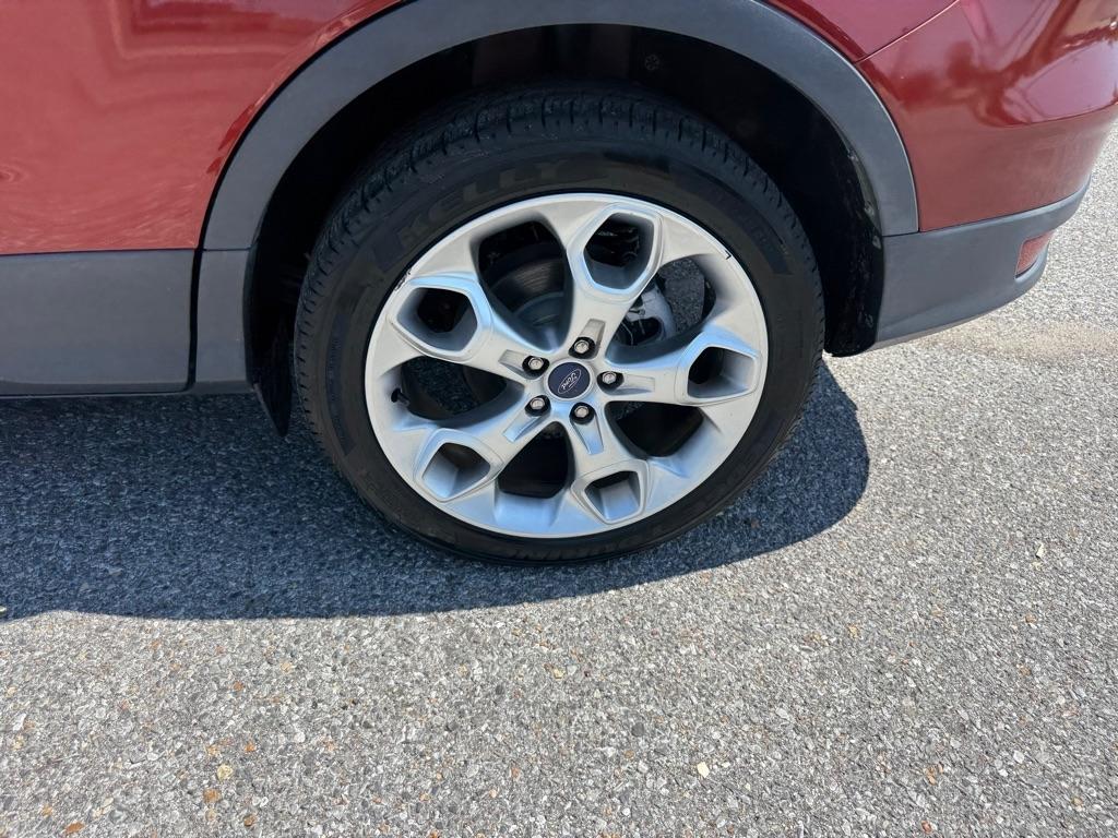 Ford Escape 4WD 4dr Titanium 2015