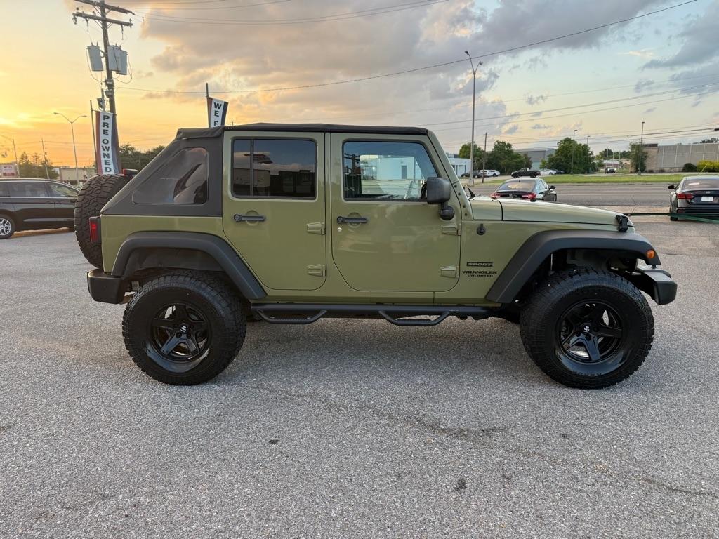 Jeep Wrangler Unlimited 4WD 4dr Sport 2013