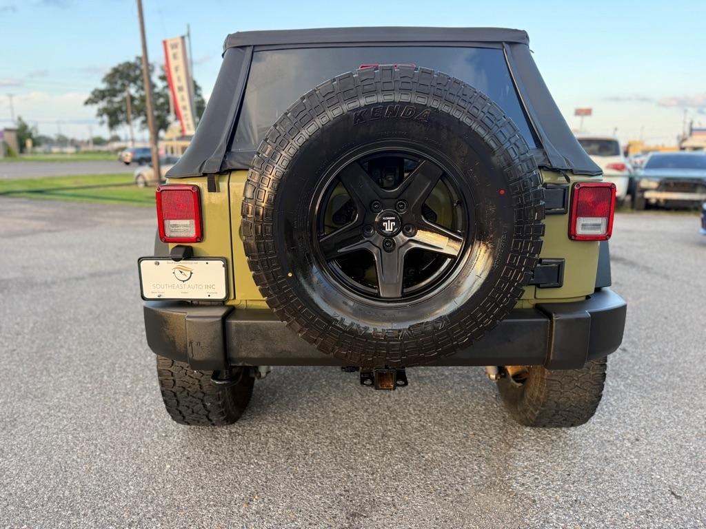 Jeep Wrangler Unlimited 4WD 4dr Sport 2013