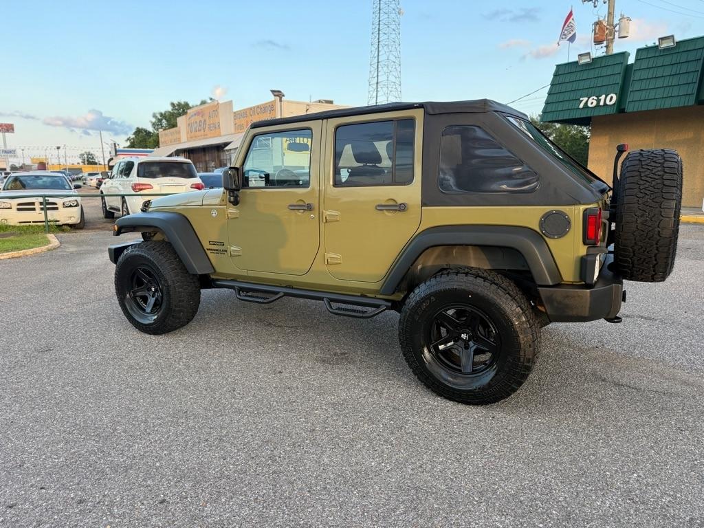 Jeep Wrangler Unlimited 4WD 4dr Sport 2013