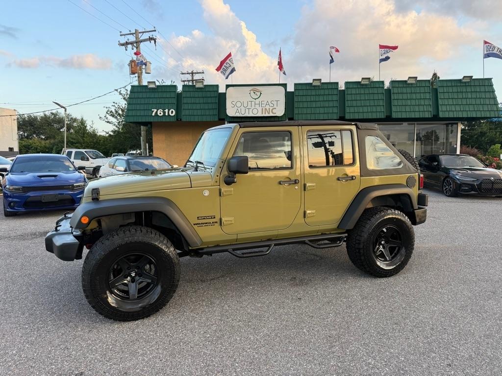 Jeep Wrangler Unlimited 4WD 4dr Sport 2013