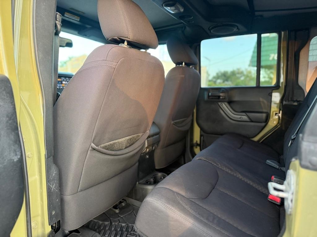 Jeep Wrangler Unlimited 4WD 4dr Sport 2013