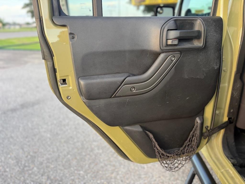 Jeep Wrangler Unlimited 4WD 4dr Sport 2013