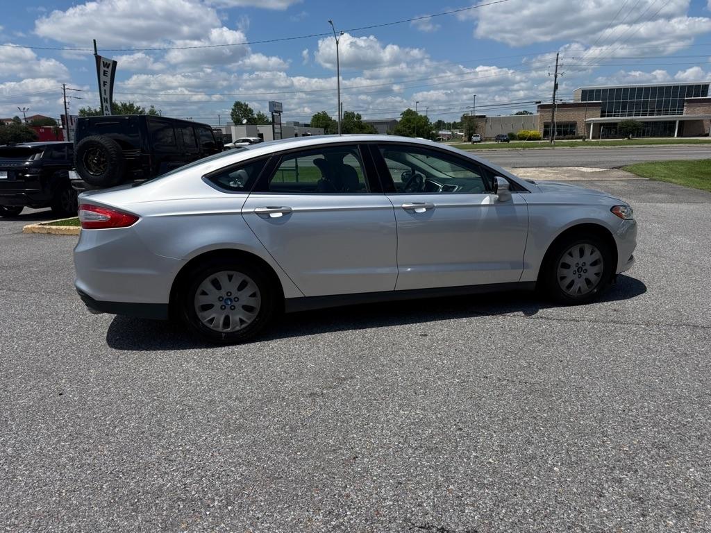Ford Fusion 4dr Sdn S FWD 2013