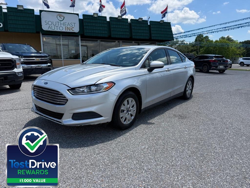 2013 Ford Fusion 4dr Sdn S FWD
