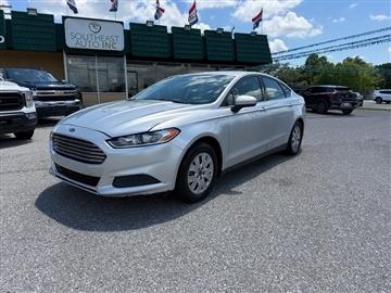 2013 Ford Fusion 4dr Sdn S FWD