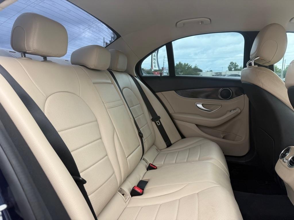 Mercedes-Benz C-Class 4dr Sdn C 300 RWD 2015