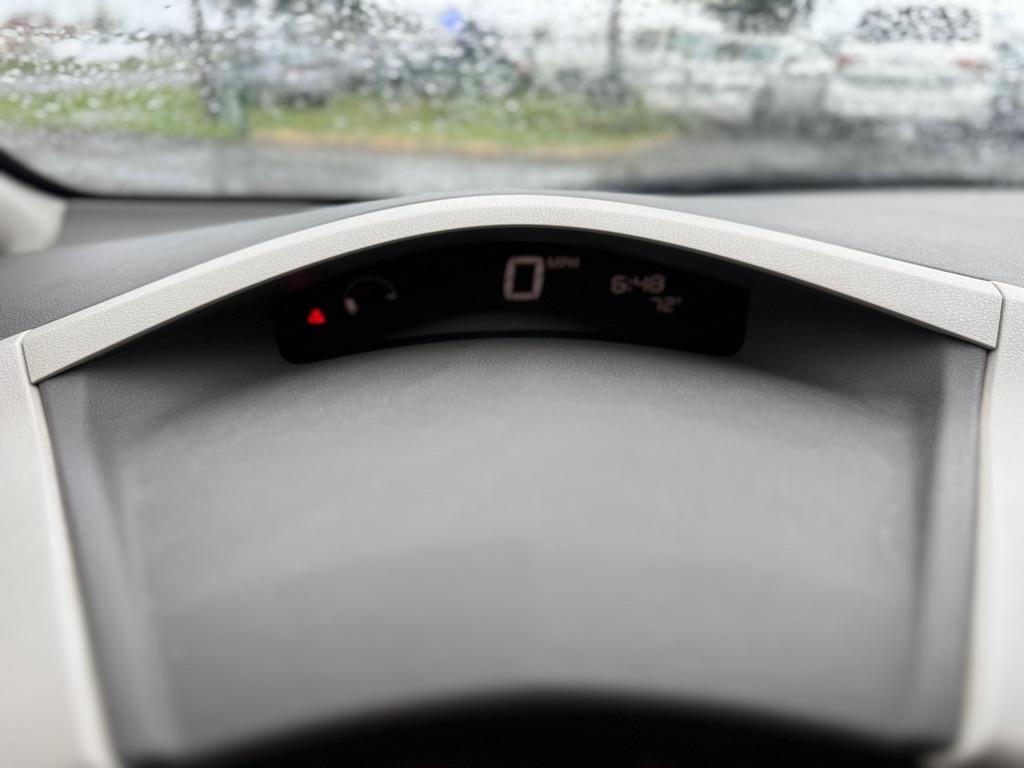 Nissan Leaf 4dr HB SL 2011
