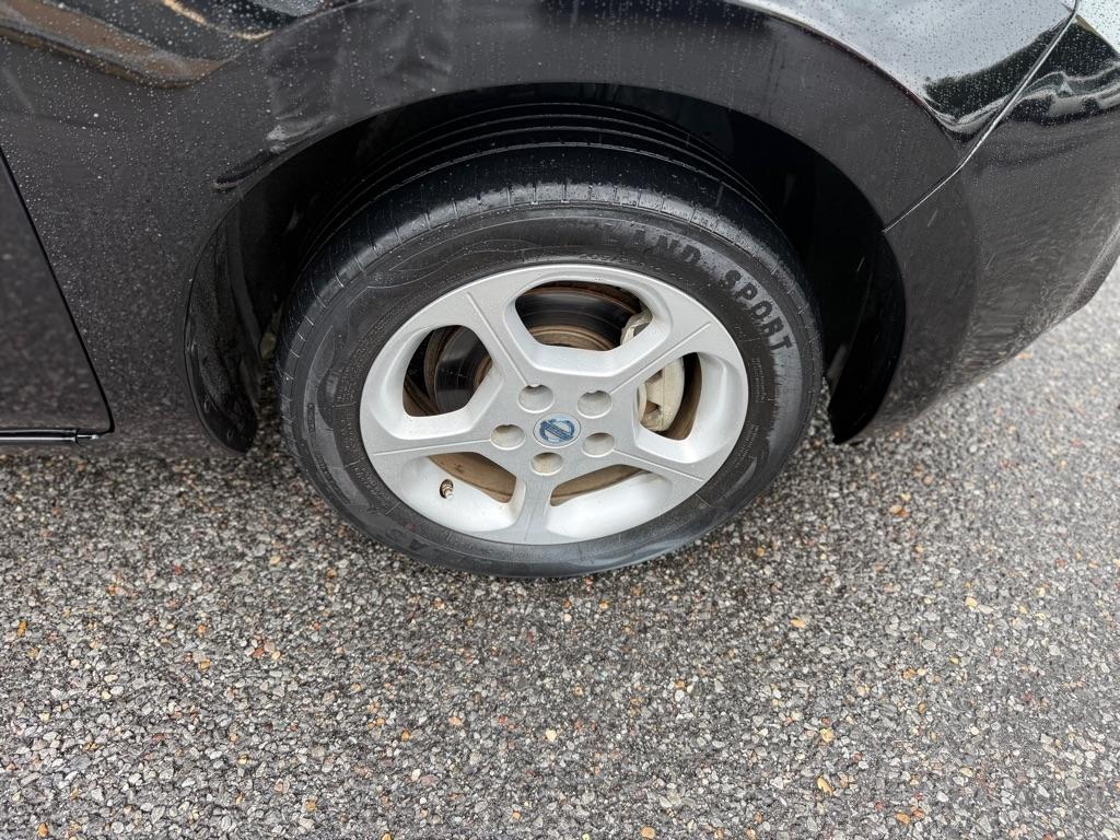 Nissan Leaf 4dr HB SL 2011