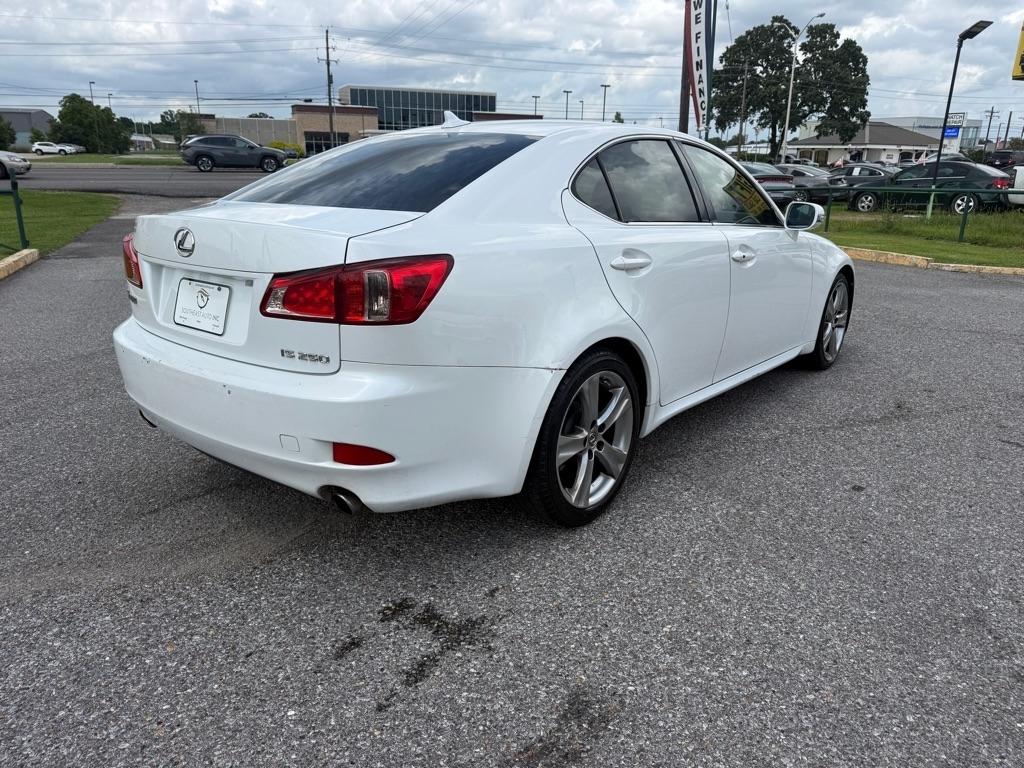 Lexus IS 250 4dr Sport Sdn Auto RWD 2013