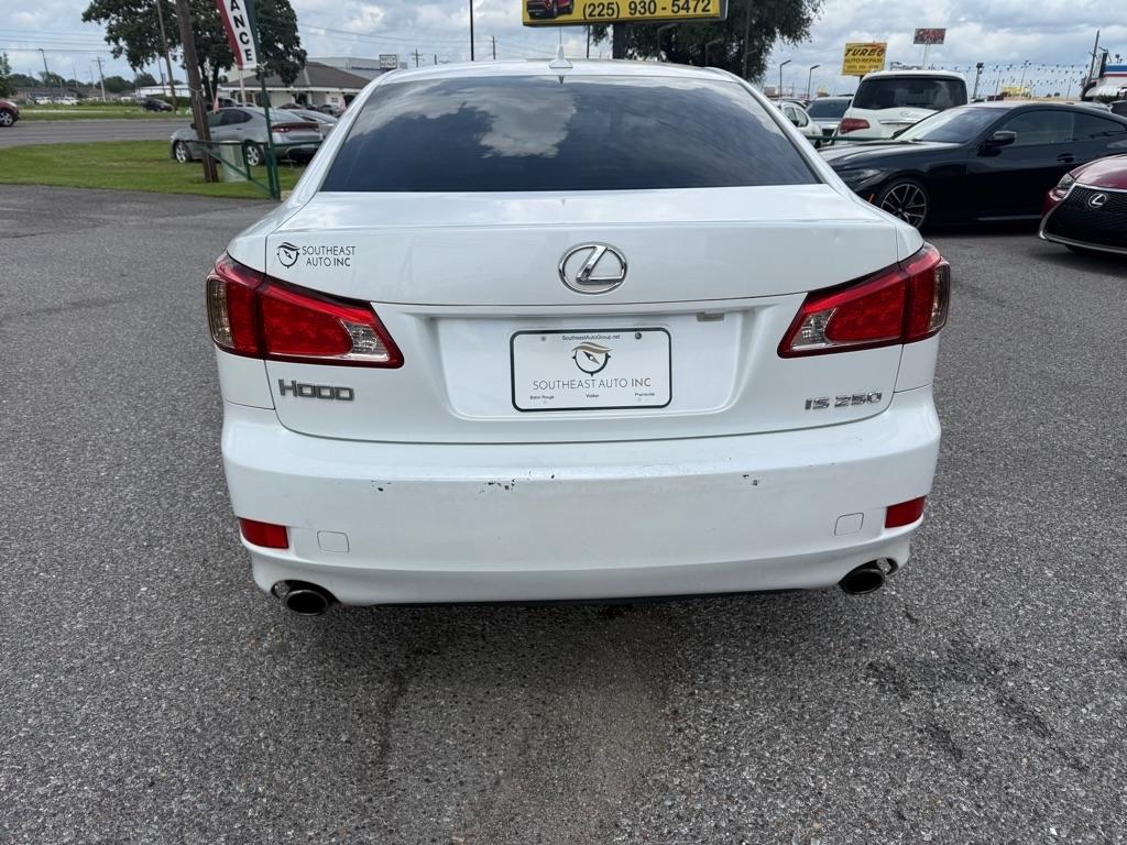 Lexus IS 250 4dr Sport Sdn Auto RWD 2013