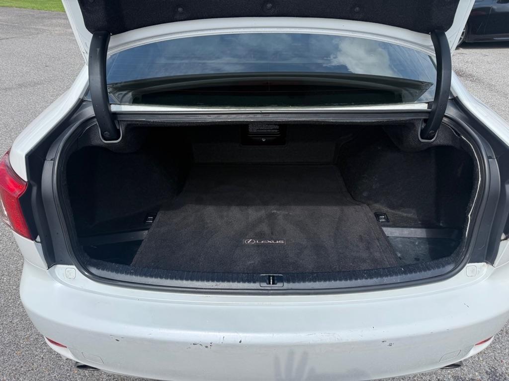 Lexus IS 250 4dr Sport Sdn Auto RWD 2013