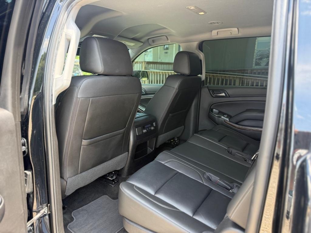 Chevrolet Suburban 2WD 4dr 1500 LT 2018
