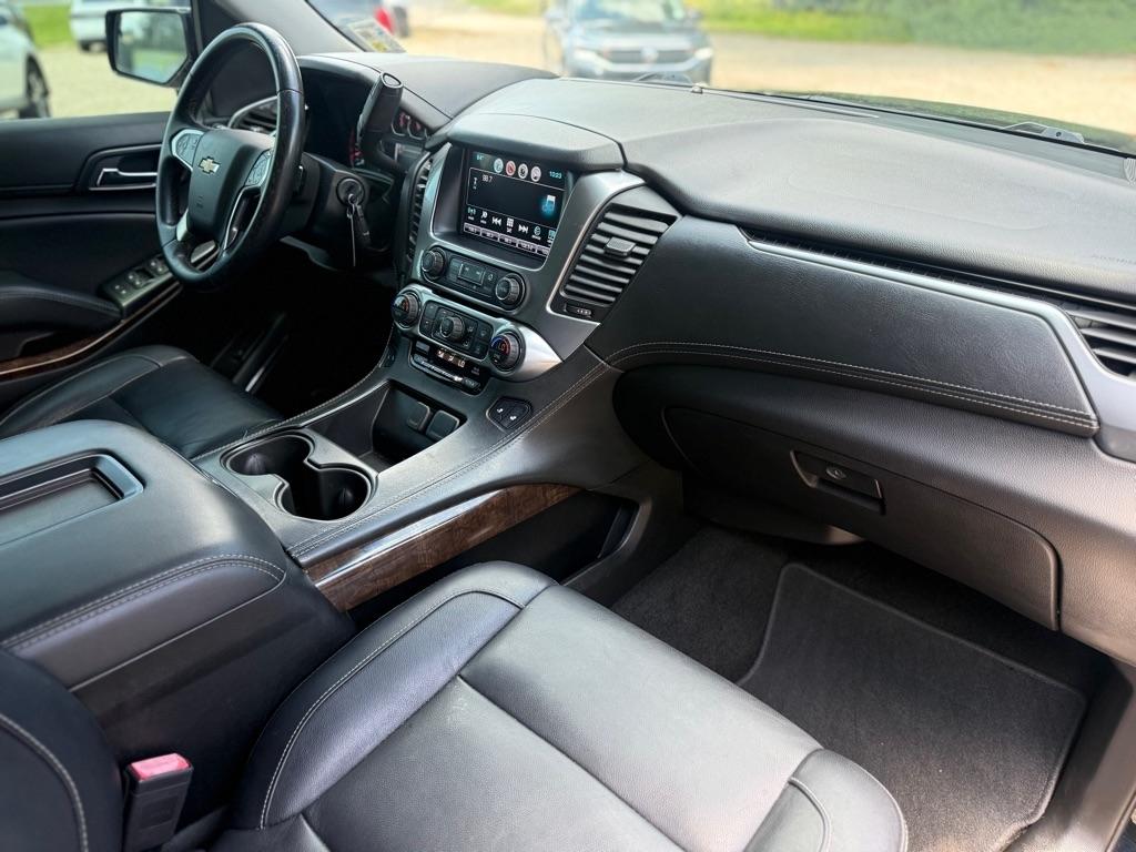 Chevrolet Suburban 2WD 4dr 1500 LT 2018
