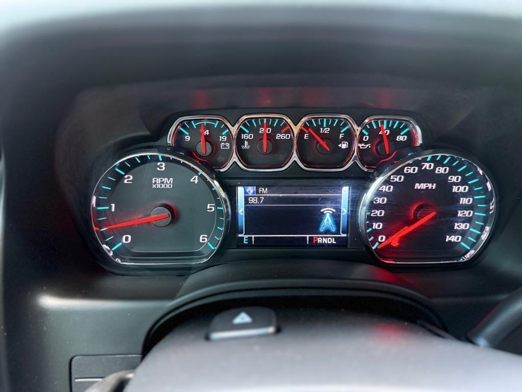 Chevrolet Suburban 2WD 4dr 1500 LT 2018