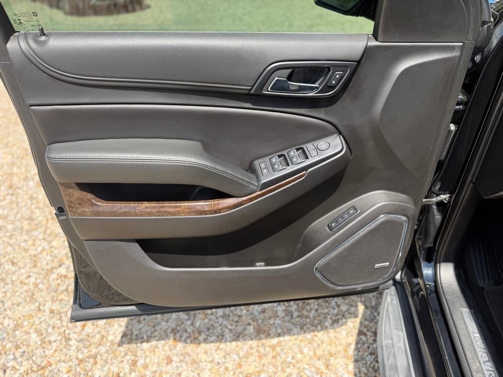 Chevrolet Suburban 2WD 4dr 1500 LT 2018
