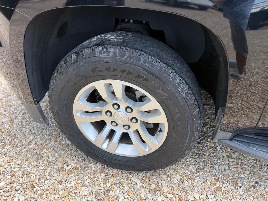Chevrolet Suburban 2WD 4dr 1500 LT 2018