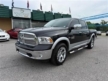 2016 RAM 1500 2WD Crew Cab 140.5" Laramie