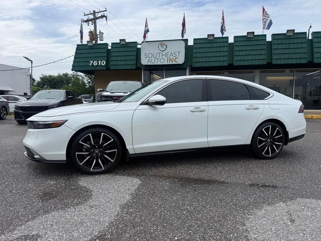 Honda Accord Hybrid Touring Sedan 2023