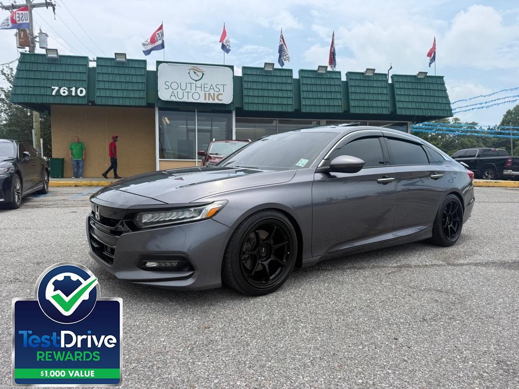 2018 Honda Accord Touring 2.0T 10A