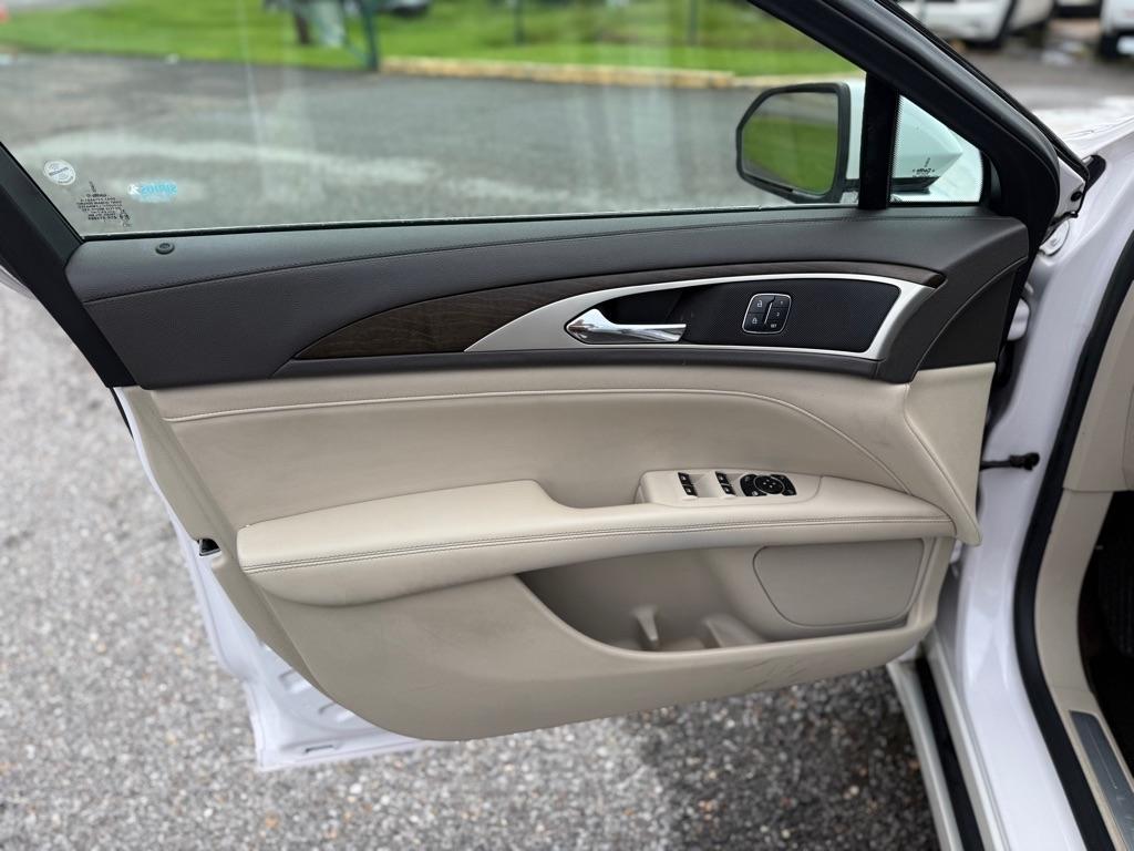 Lincoln MKZ Select FWD 2018