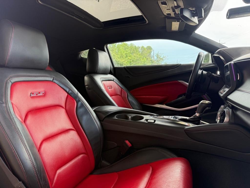 Chevrolet Camaro 2dr Cpe 2SS 2018