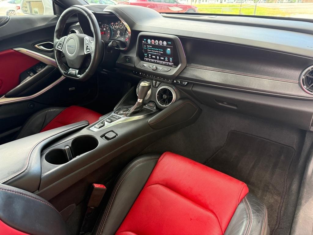 Chevrolet Camaro 2dr Cpe 2SS 2018