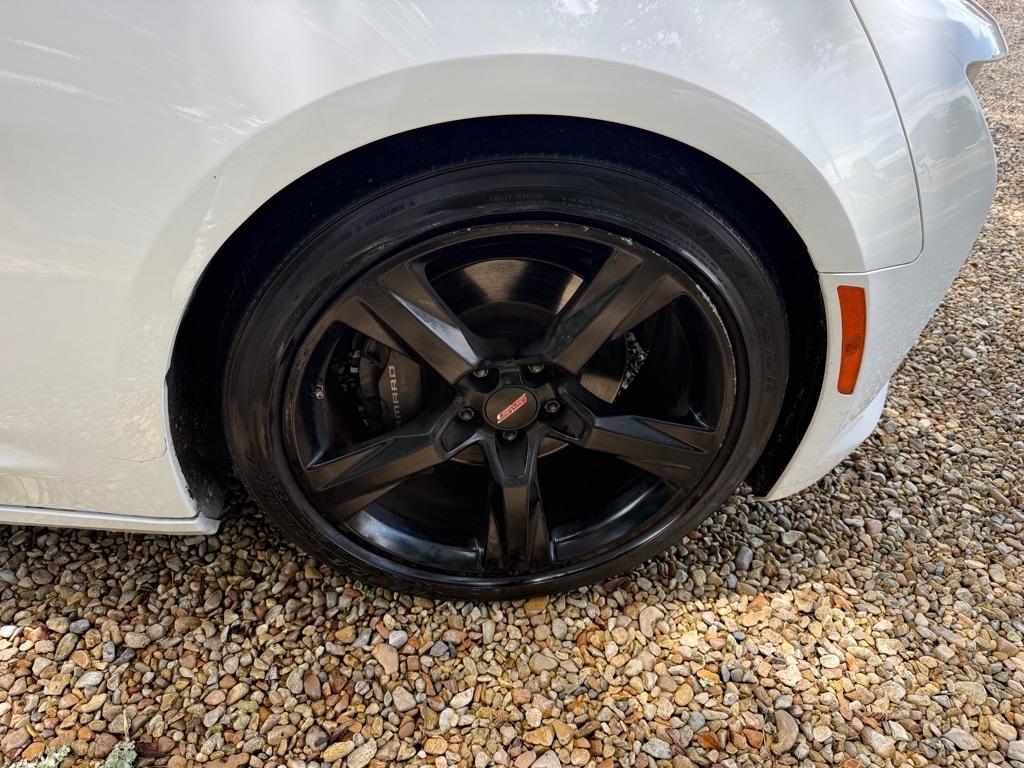 Chevrolet Camaro 2dr Cpe 2SS 2018